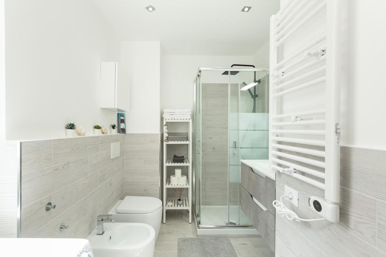 Sea Loft Quinto - A Due Passi Dal Mare Apartment Genoa Bagian luar foto