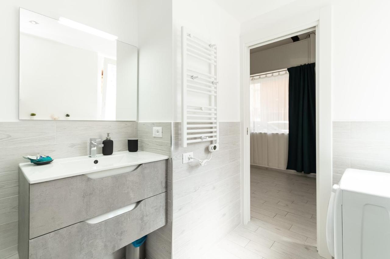 Sea Loft Quinto - A Due Passi Dal Mare Apartment Genoa Bagian luar foto
